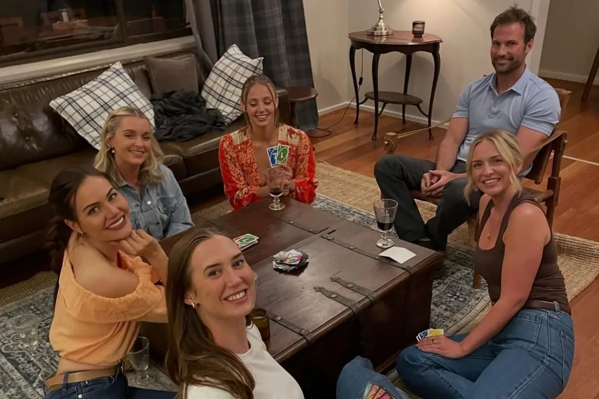 Are They Really Friends?! The SHOCKING FWAW 2026 Friendship Update That Proves Half the Cast is Faking It!